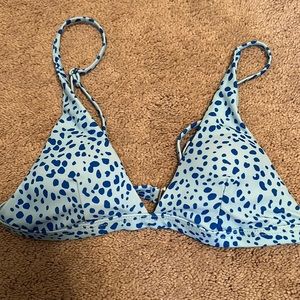 blue triangle bikini top, never worn, adjustable straps, great condition!